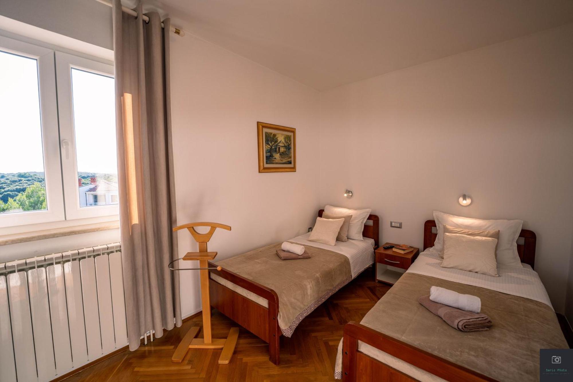 Apartman Nino Pula Exterior foto